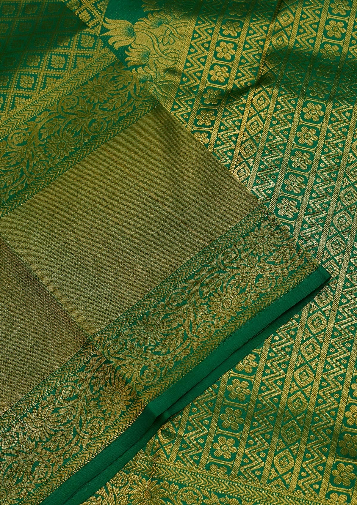 Leaf Green Zariwork Pure Silk Saree-Koskii
