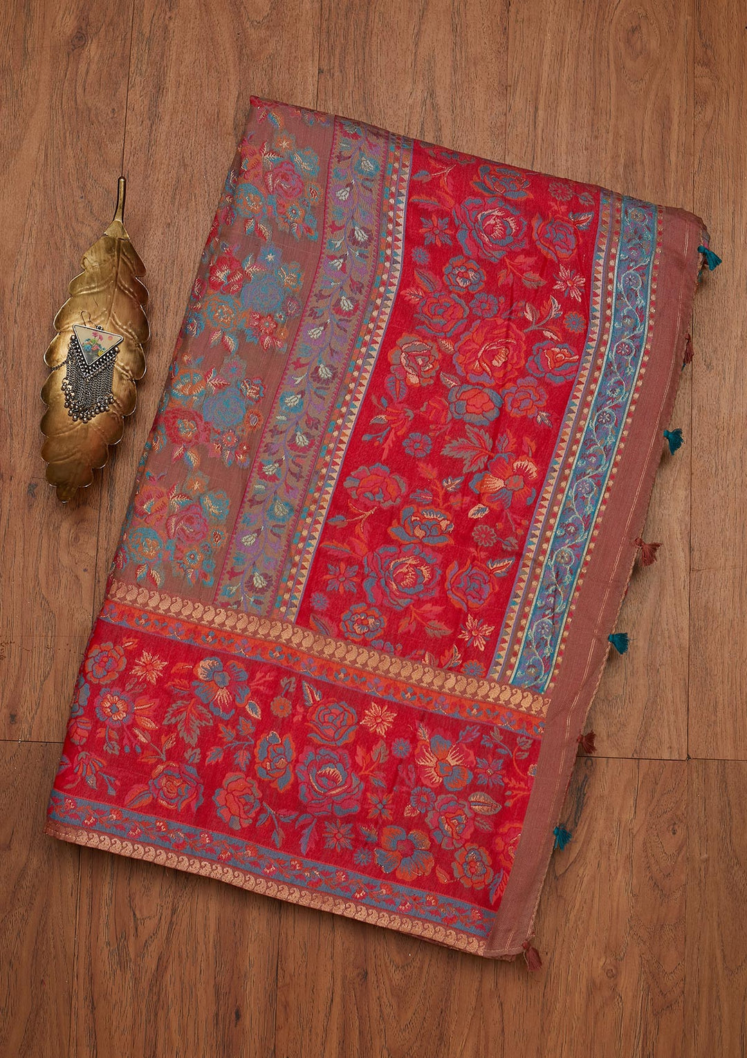 Light Grey Threadwork Chanderi Designer Saree - koskii