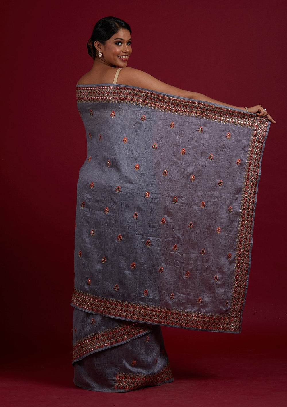 Light Grey Threadwork Raw Silk Designer Saree - Koskii