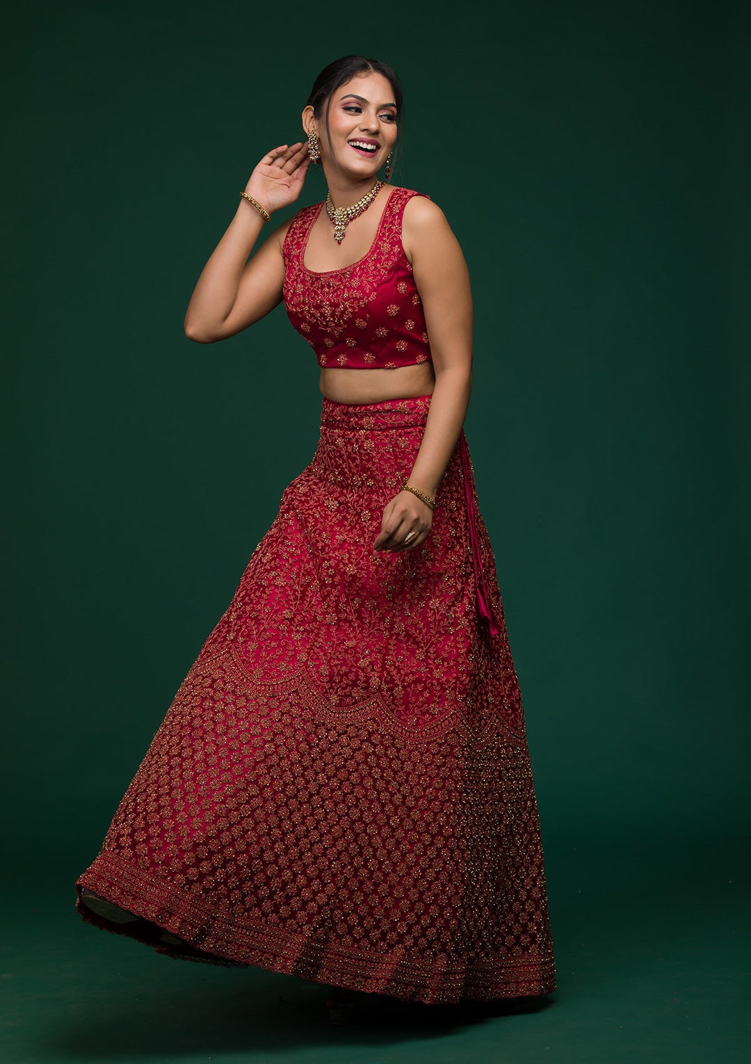 Maroon Stonework Net Lehenga-koskii