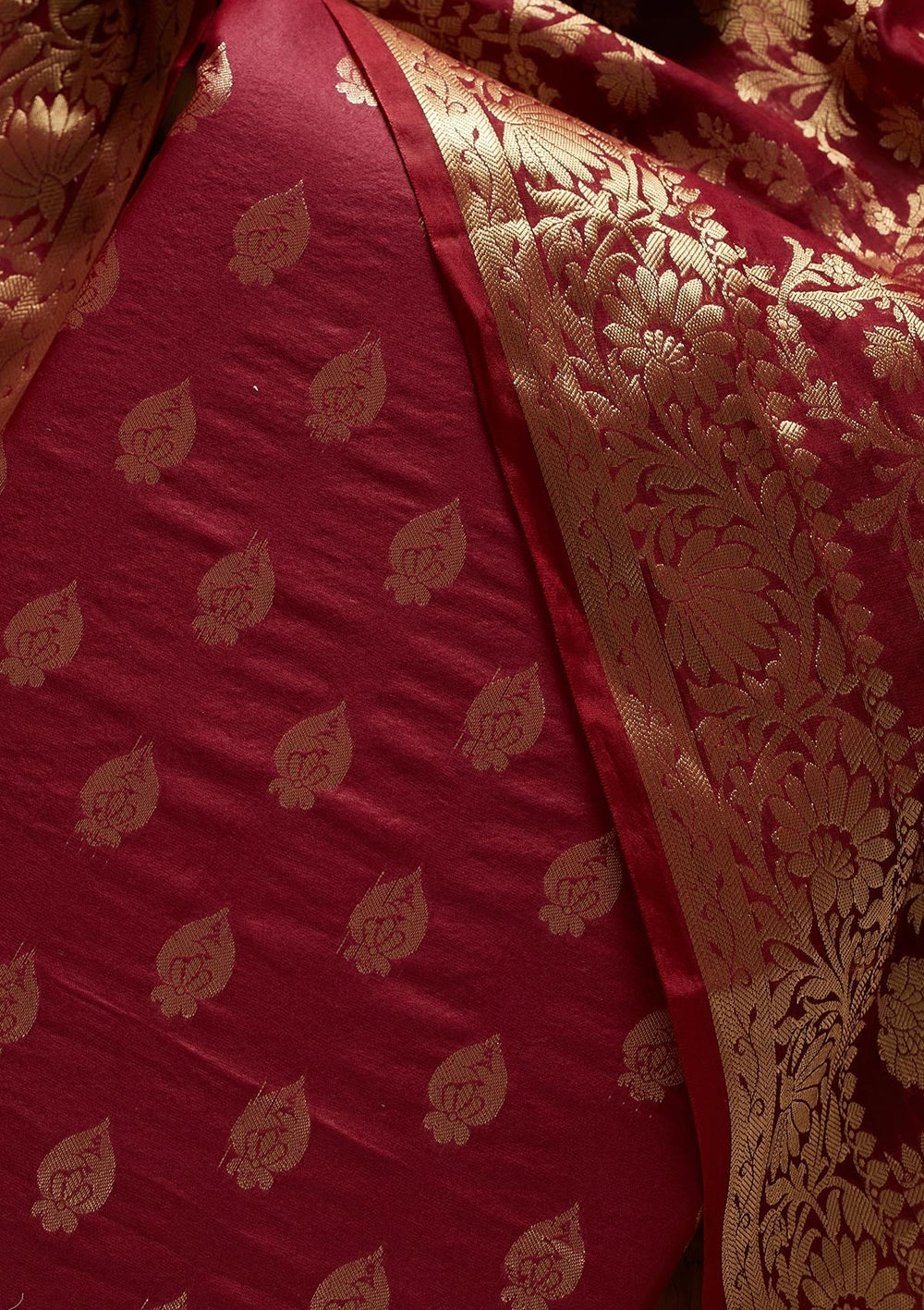 Maroon Zariwork Banarasi Designer Unstitched Salwar Suit - koskii