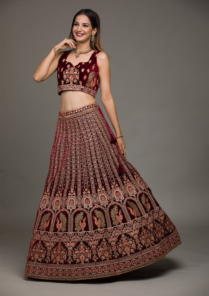 Maroon Zariwork Velvet Lehenga-koskii