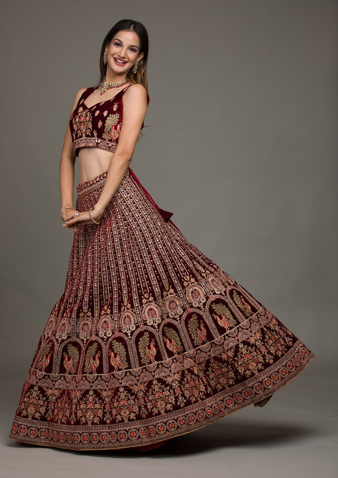 Maroon Zariwork Velvet Lehenga-koskii