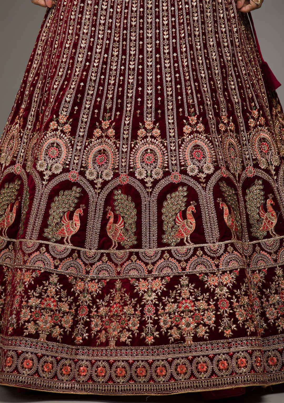 Maroon Zariwork Velvet Lehenga-koskii