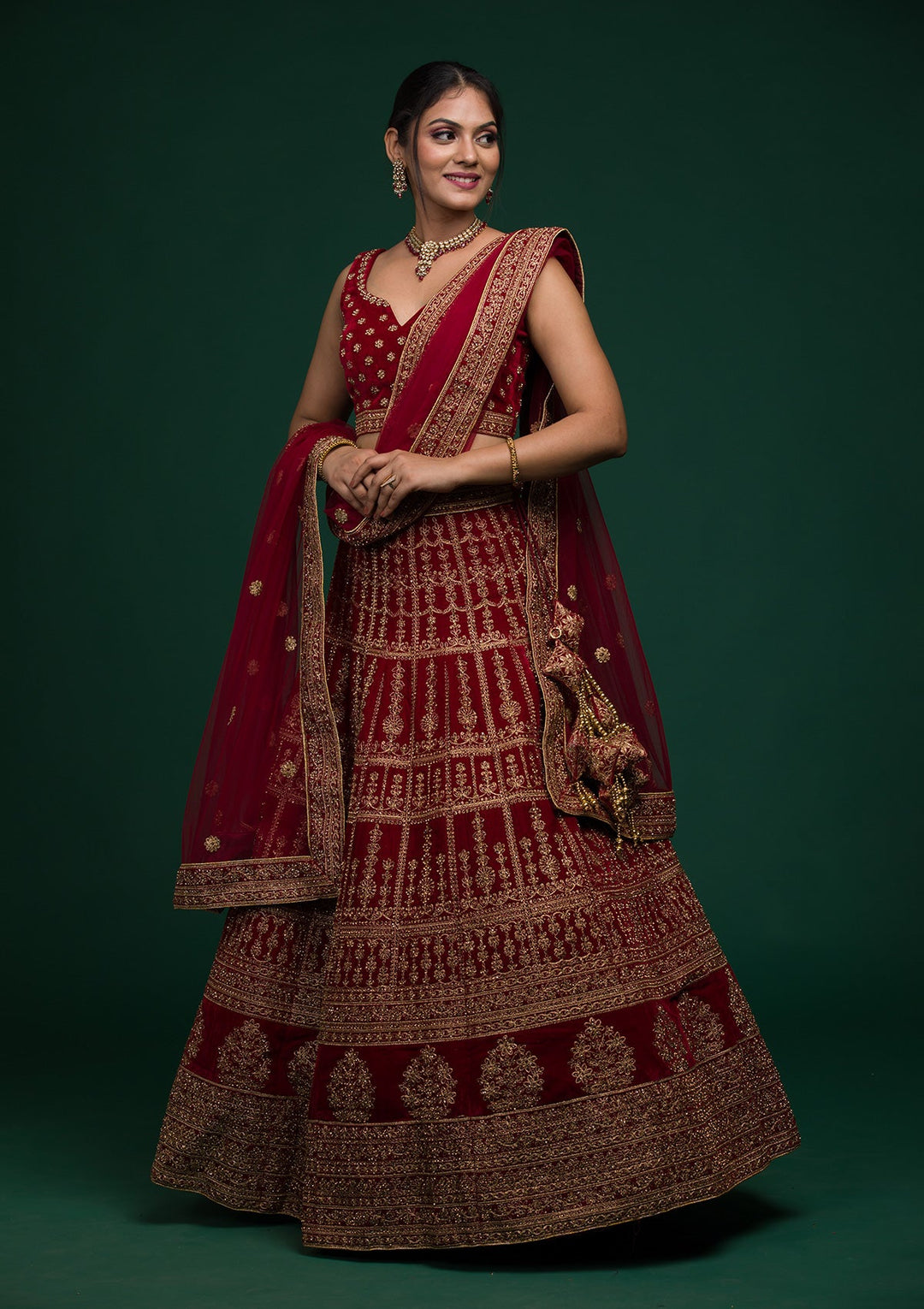 Maroon Zariwork Velvet Lehenga-koskii