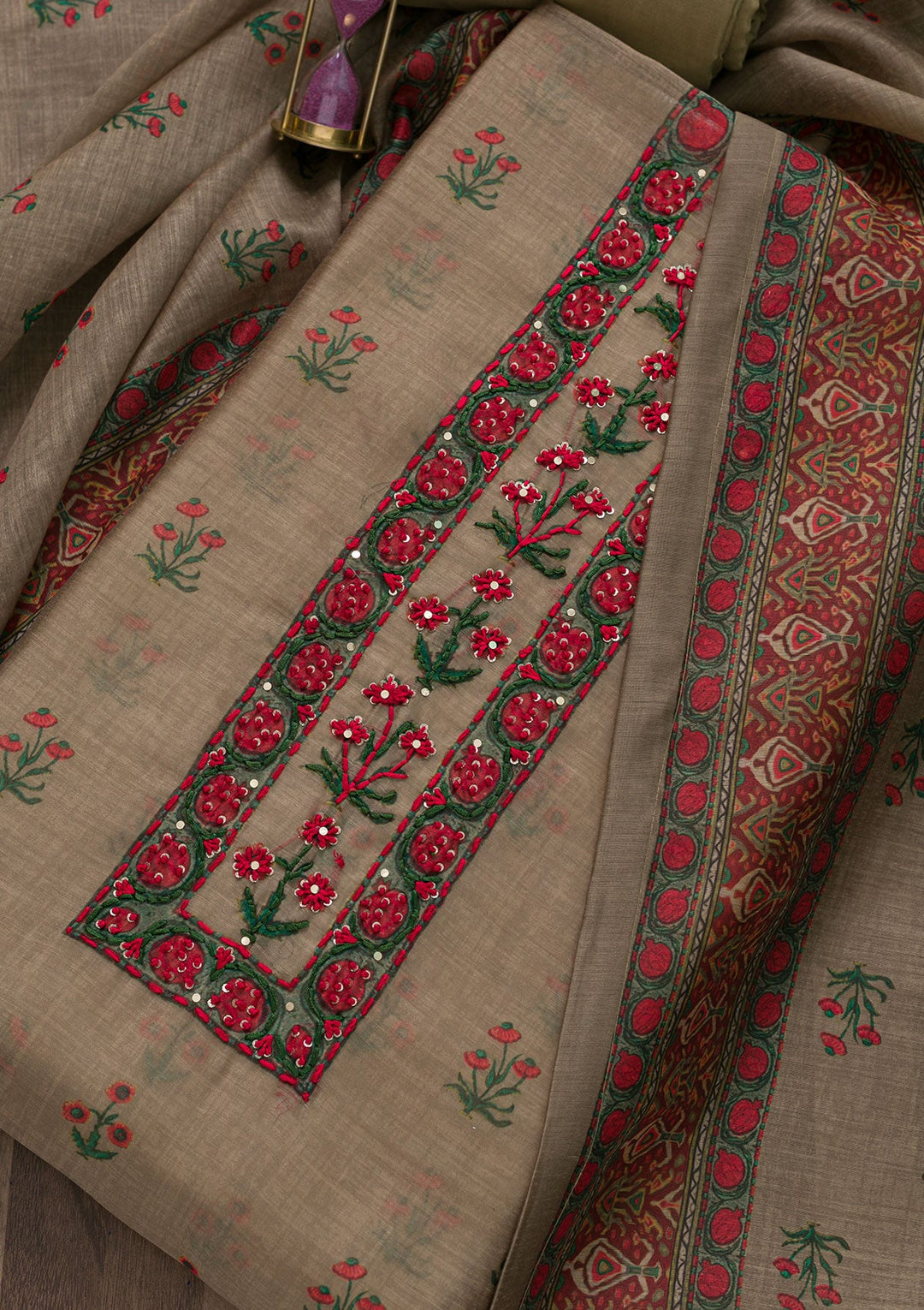 Mehendi Printed Chanderi Unstitched Salwar Suit-Koskii