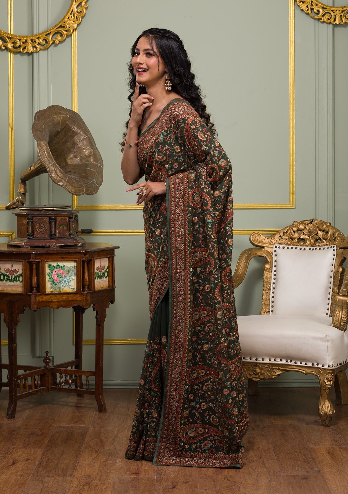 Mehendi Threadwork Georgette Saree-Koskii