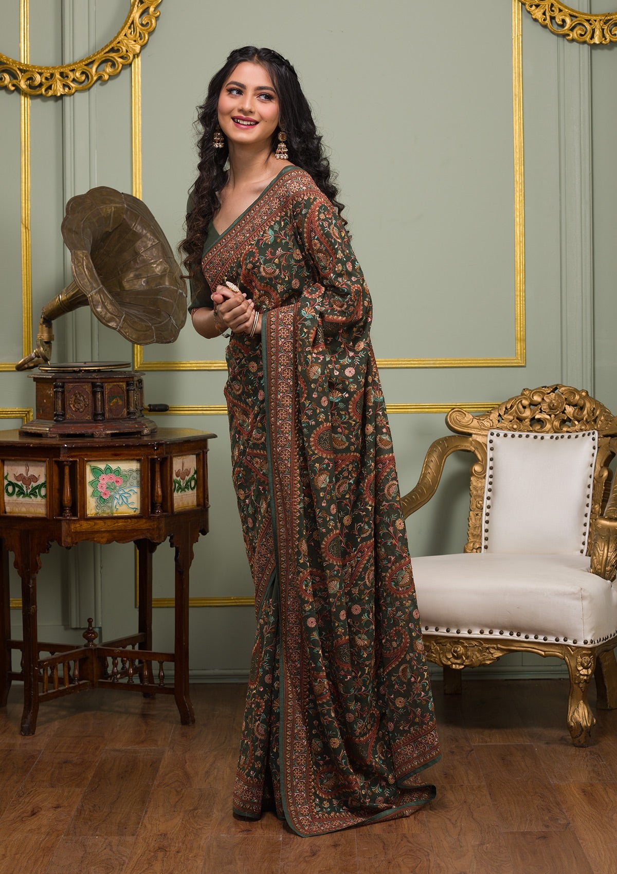 Mehendi Threadwork Georgette Saree-Koskii