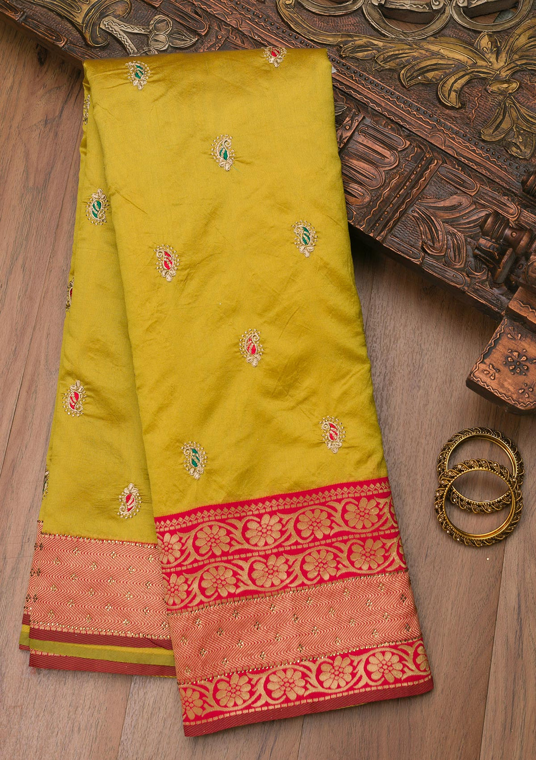 Mehendi Zariwork Art Silk Saree-Koskii