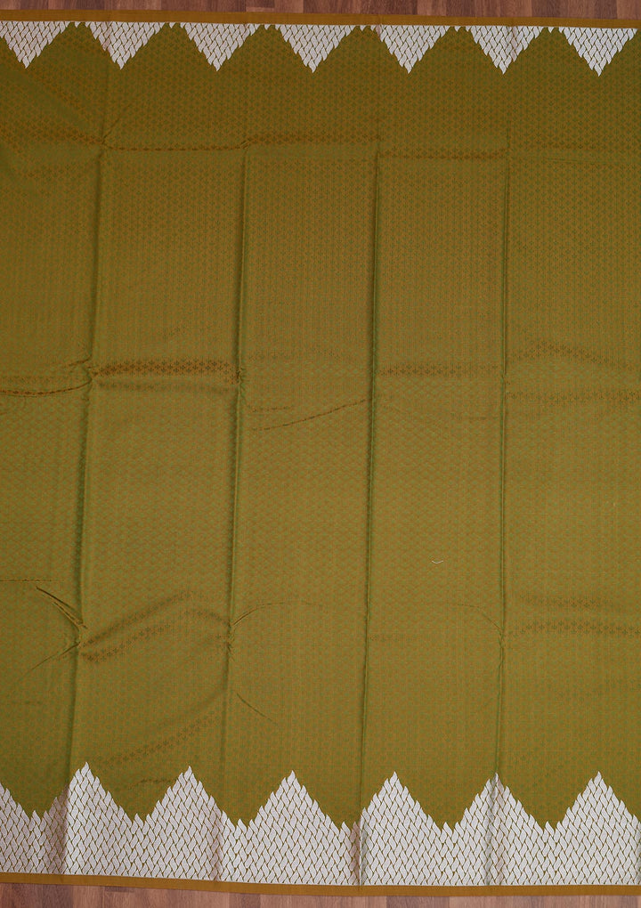 Mehendi Zariwork Banarasi Saree - Koskii