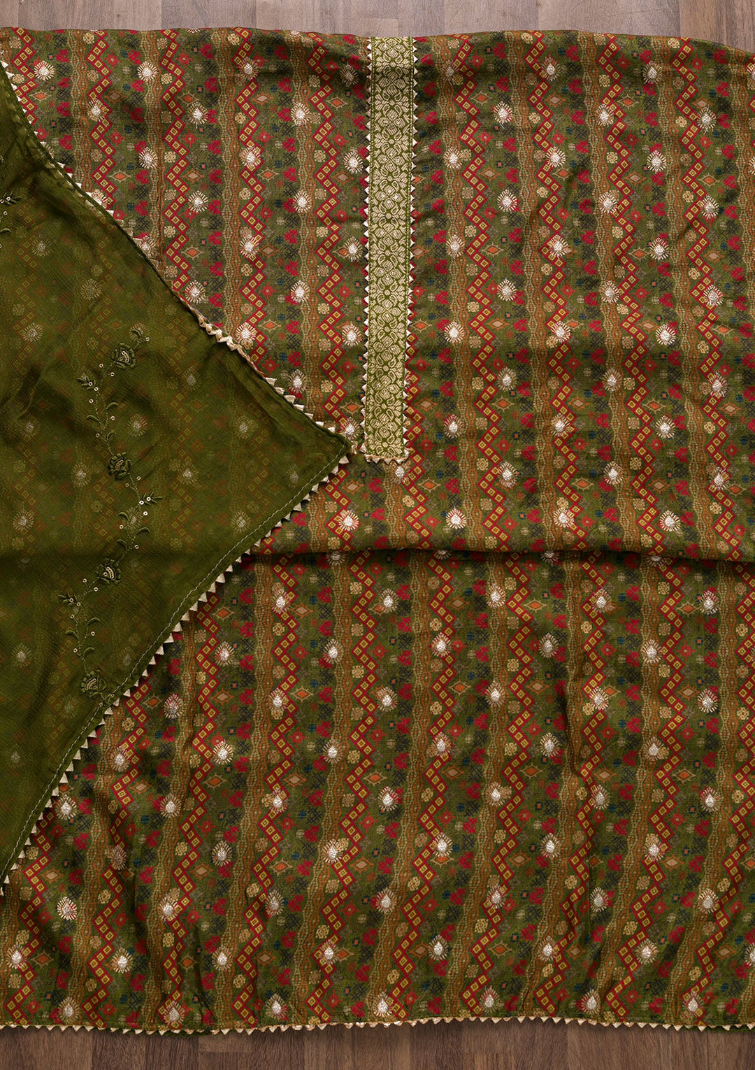 Mehendi Zariwork Semi Crepe Unstitched Salwar Suit-Koskii