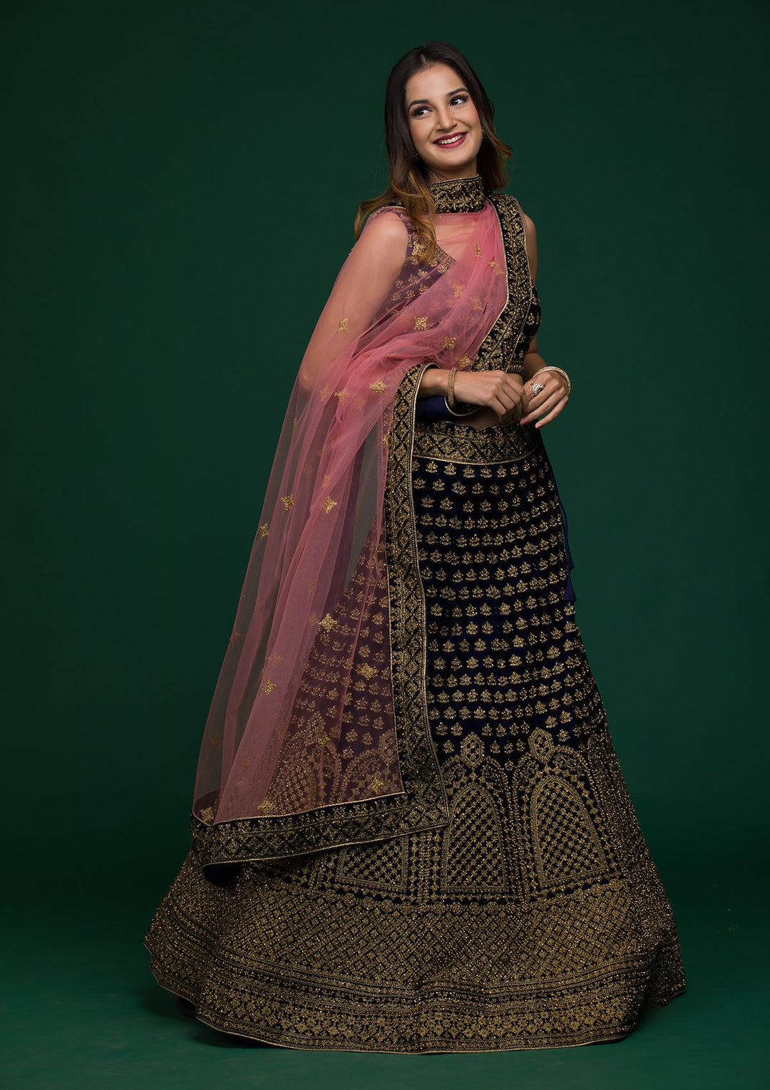 Navy Blue Stonework Velvet Lehenga-koskii