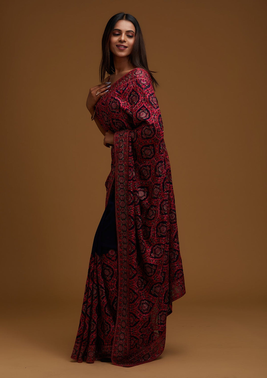 Navy Blue Threadwork Georgette Saree - Koskii