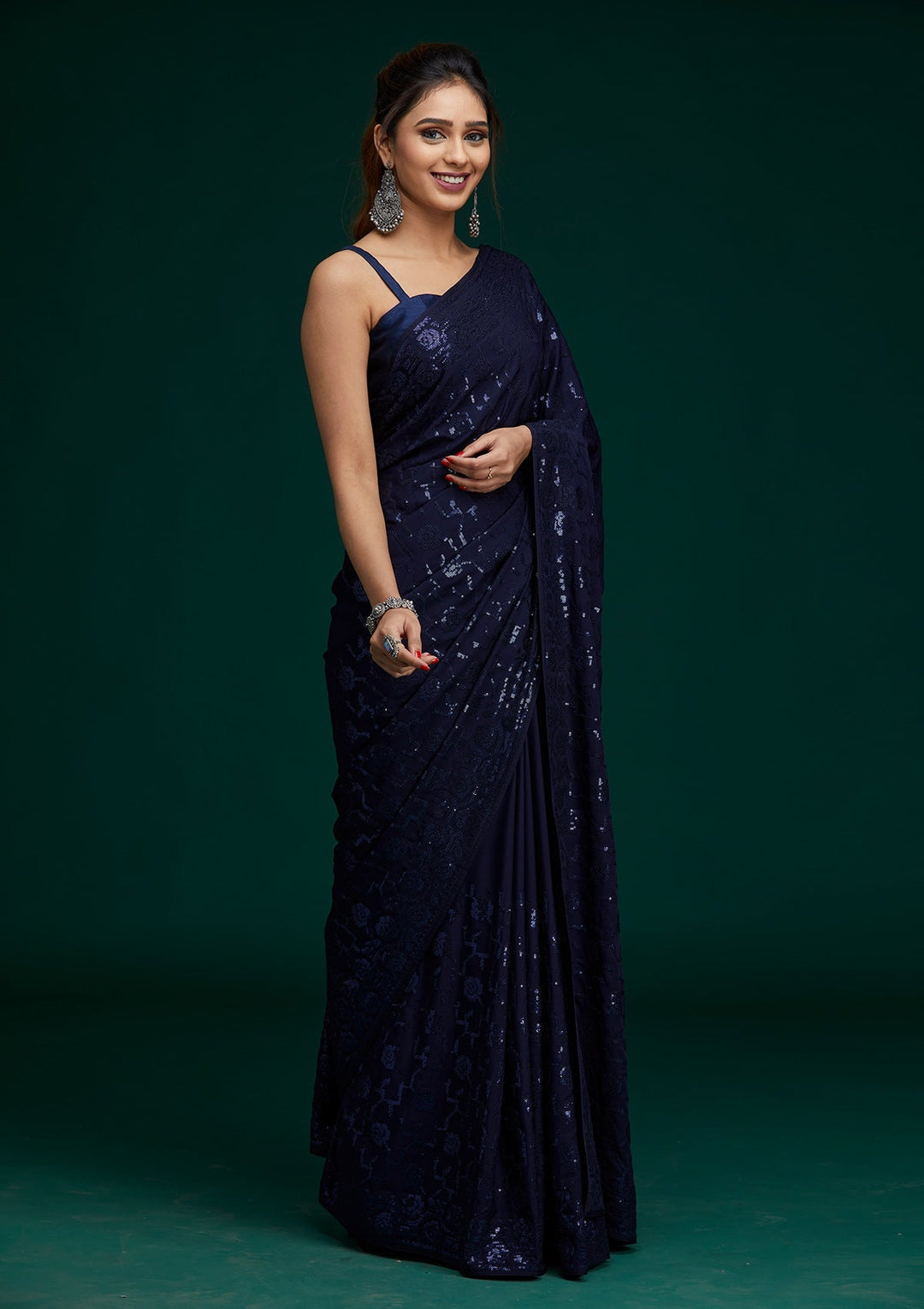 Navy Blue Threadwork Georgette Saree - Koskii