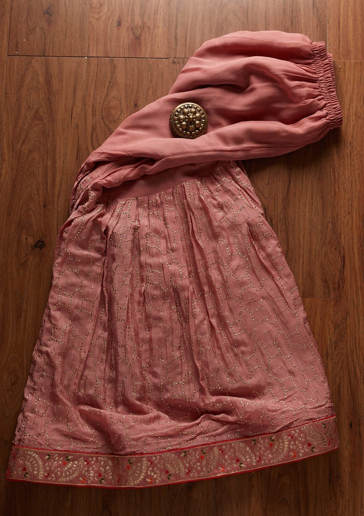 Onion Pink Threadwork Georgette Designer Semi-Stitched Salwar Suit - koskii