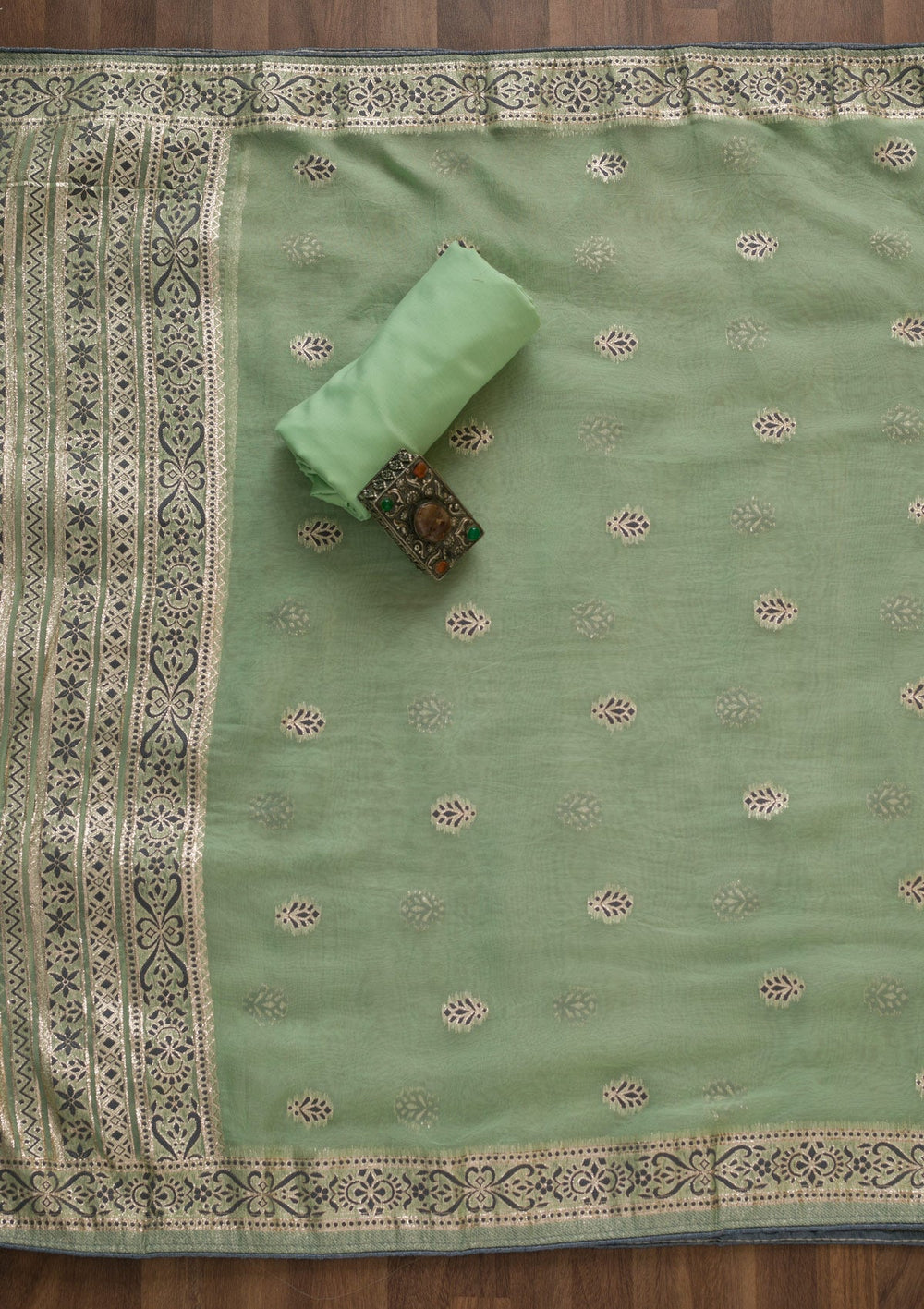 Parrot Green Threadwork Cotton Unstitched Salwar Suit-Koskii