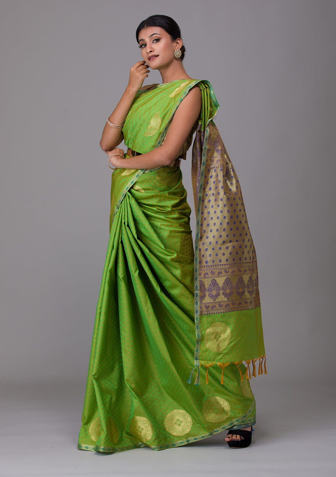 Parrot Green Zariwork Art Silk Saree-Koskii