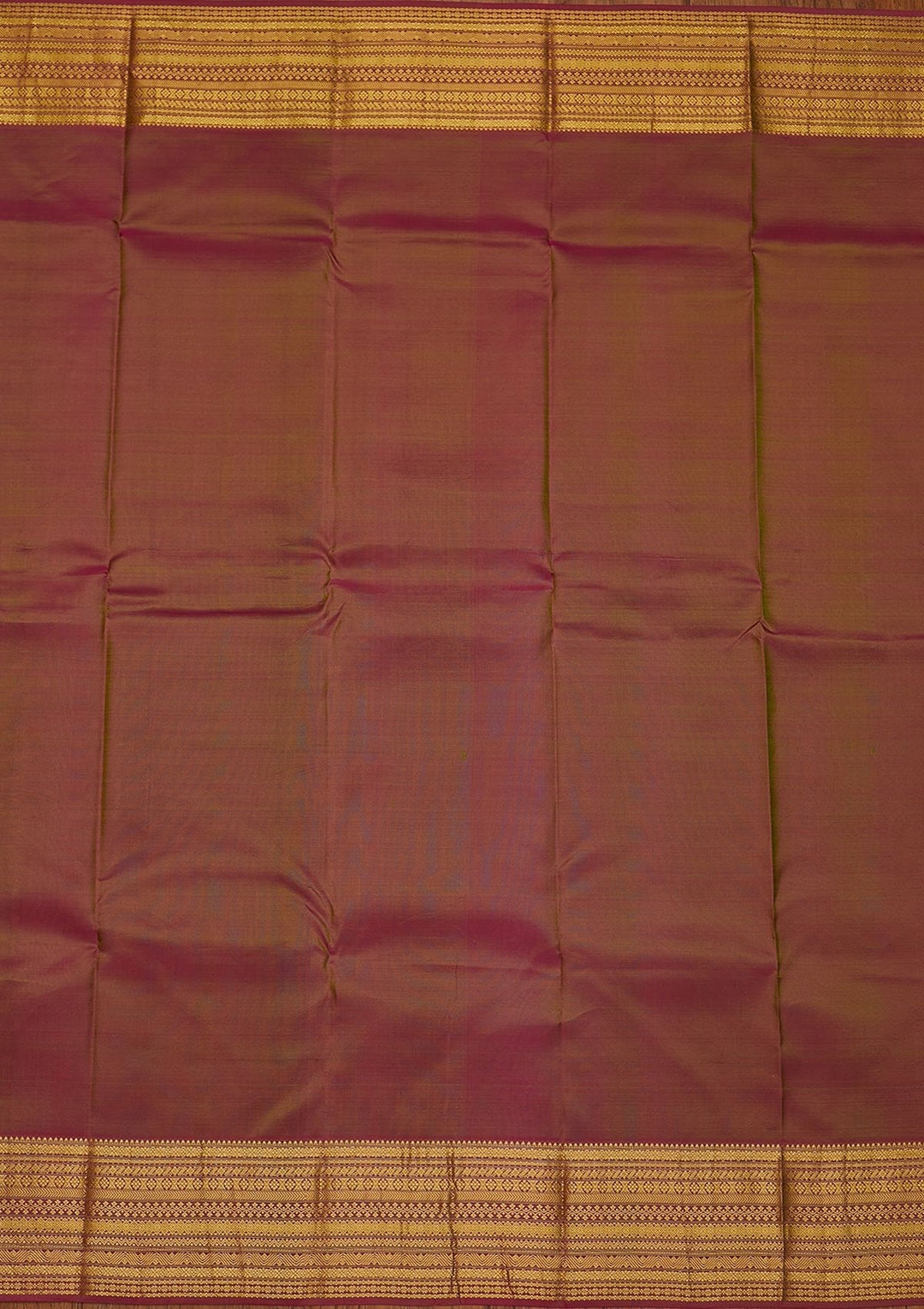 Parrot Green Zariwork Pure Silk Designer Saree - koskii