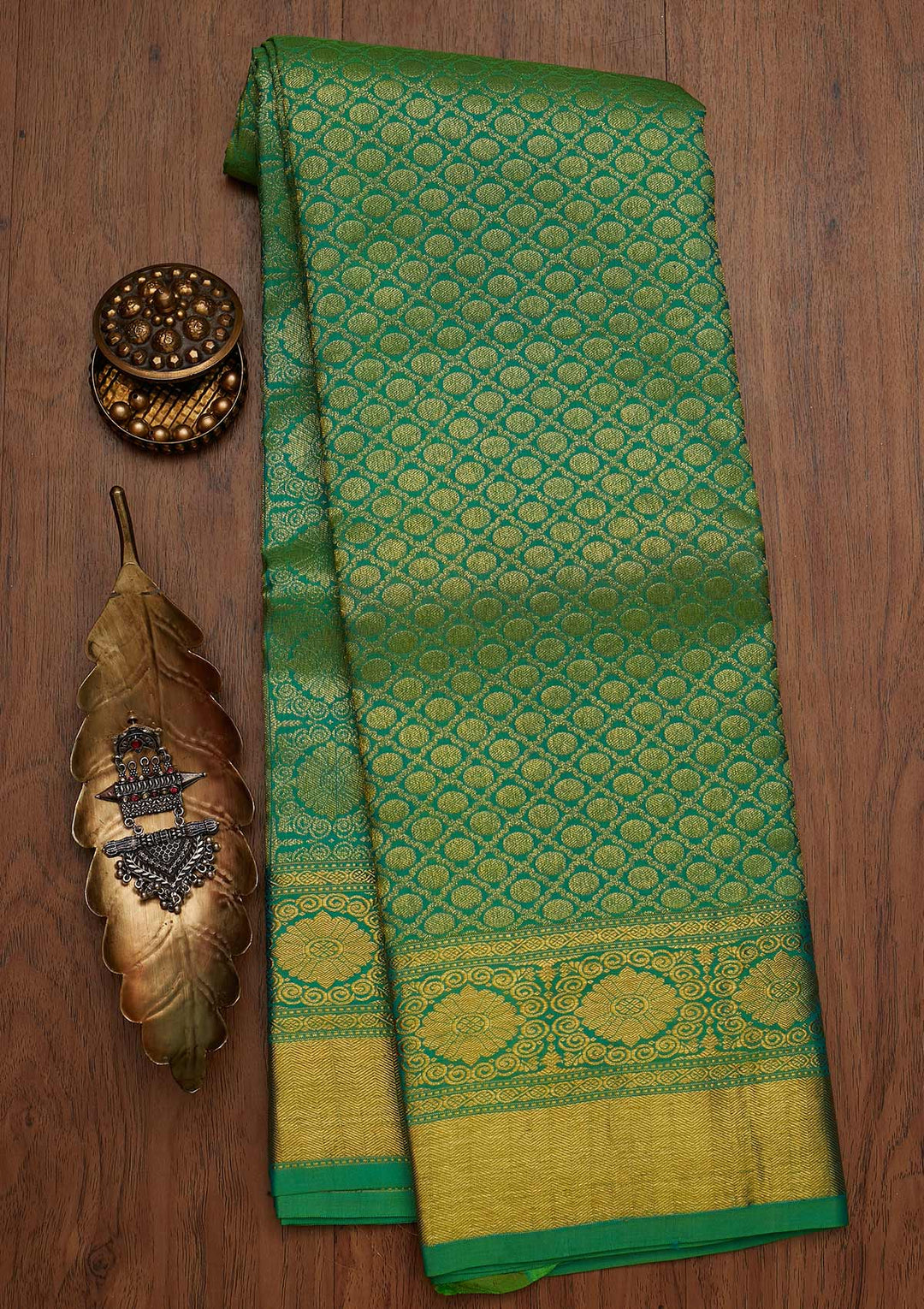 Parrot Green Zariwork Pure Silk Designer Saree - koskii