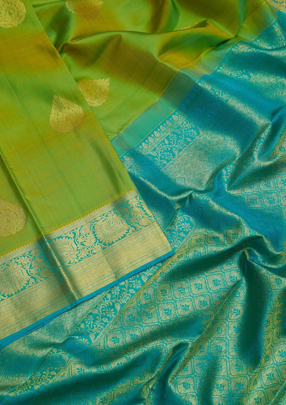 Parrot Green Zariwork Pure Silk Designer Saree - koskii