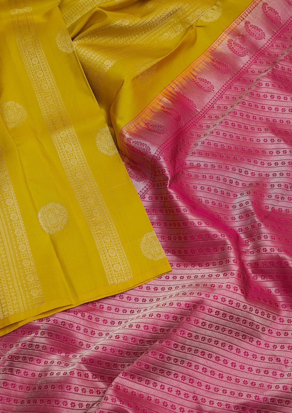 Parrot Green Zariwork Pure Silk Designer Saree - koskii