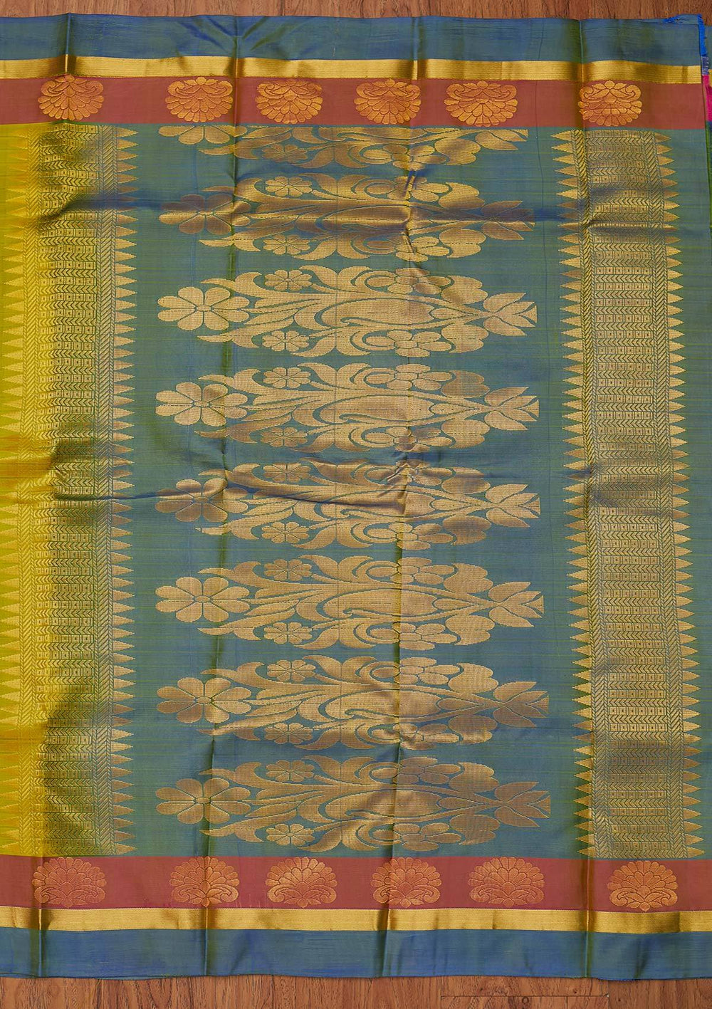 Parrot Green Zariwork Pure Silk Designer Saree - koskii