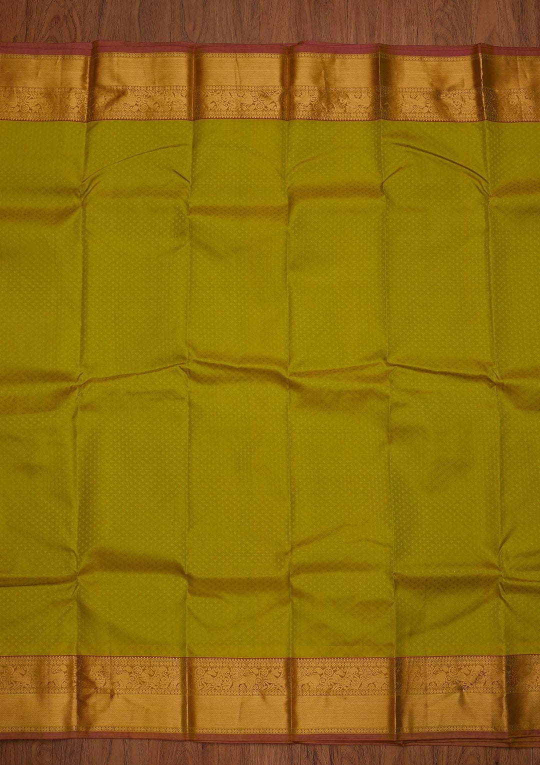Parrot Green Zariwork Pure Silk Designer Saree - koskii