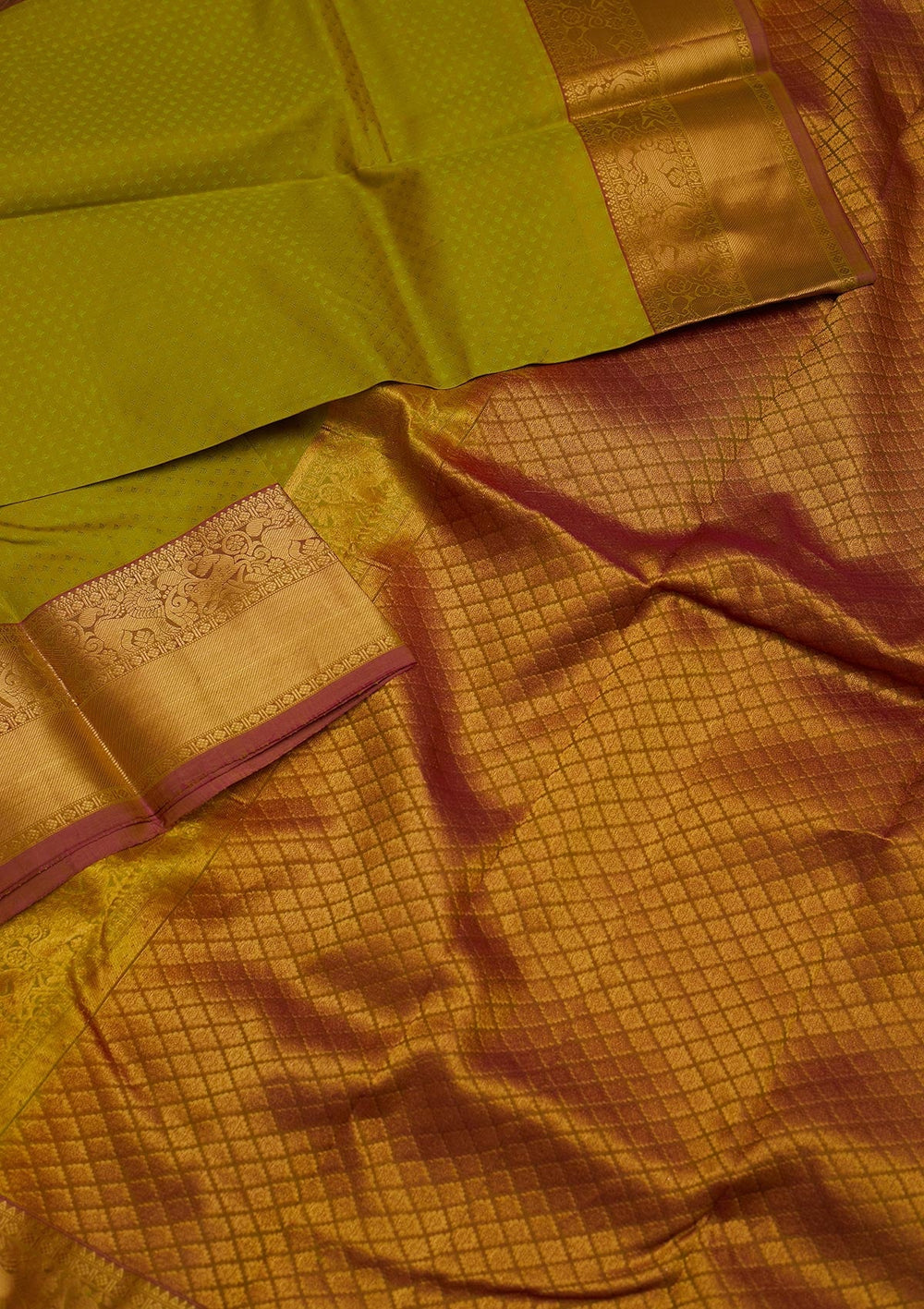 Parrot Green Zariwork Pure Silk Designer Saree - koskii