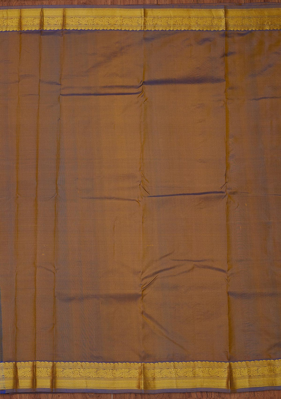 Parrot Green Zariwork Pure Silk Designer Unstitched Saree - Koskii