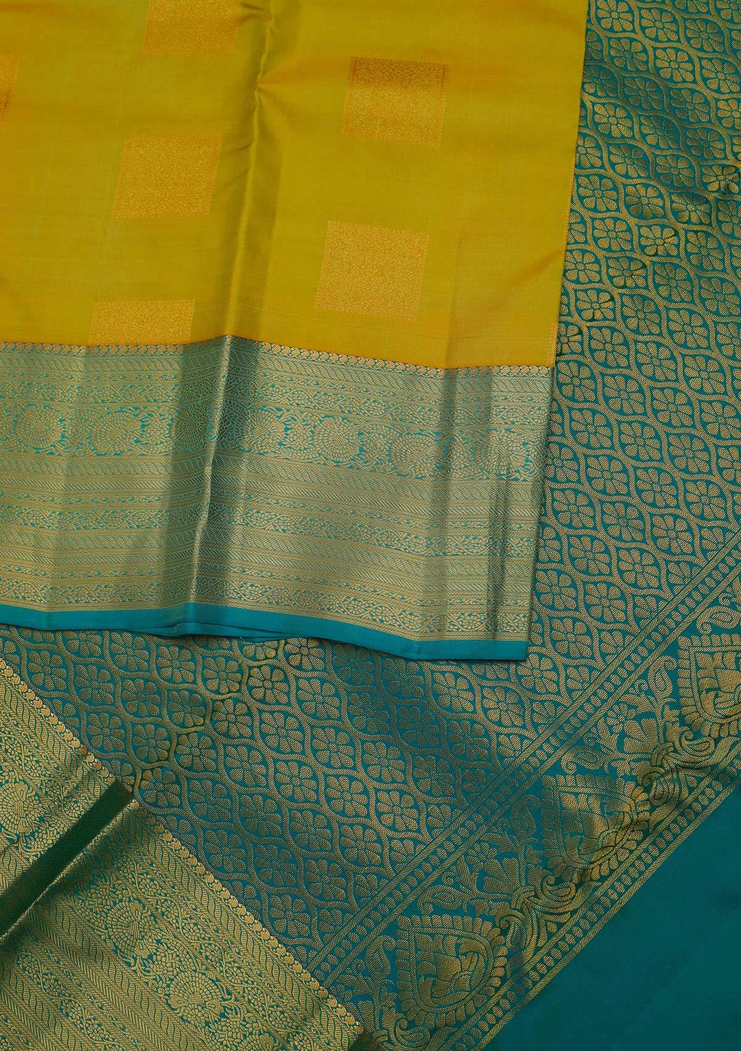 Parrot Green Zariwork Pure Silk Designer Unstitched Saree - Koskii
