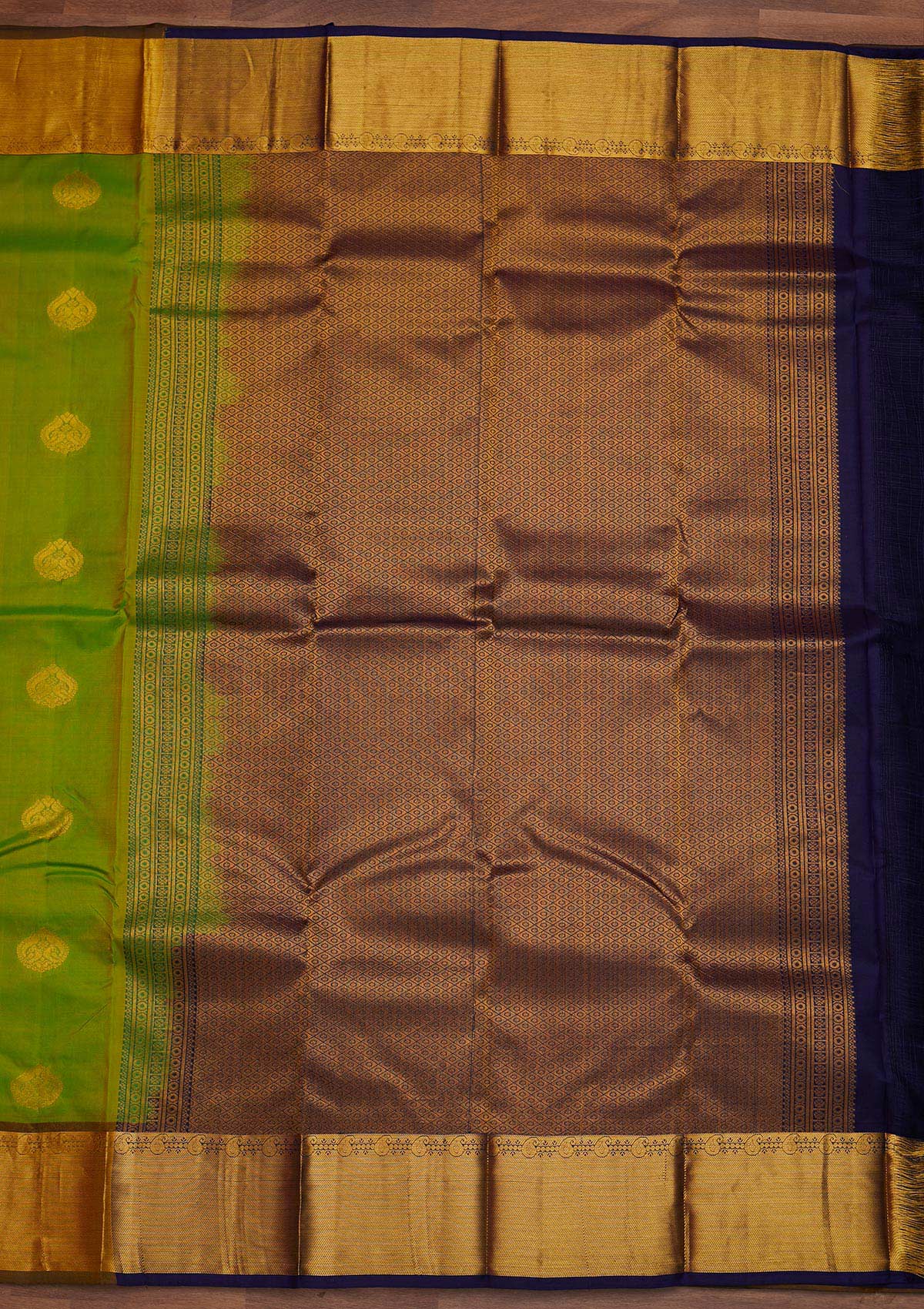 Parrot Green Zariwork Pure Silk Designer Saree - Koskii