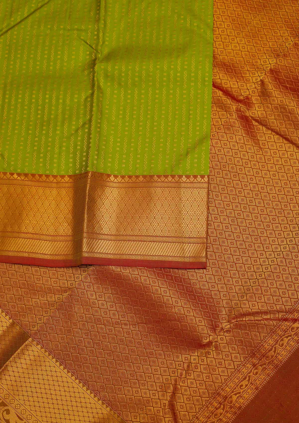 Parrot Green Zariwork Pure Silk Designer Saree - Koskii