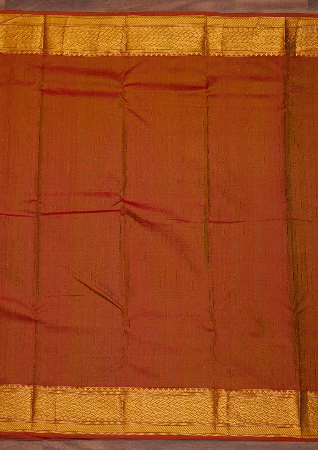Parrot Green Zariwork Pure Silk Designer Saree - Koskii