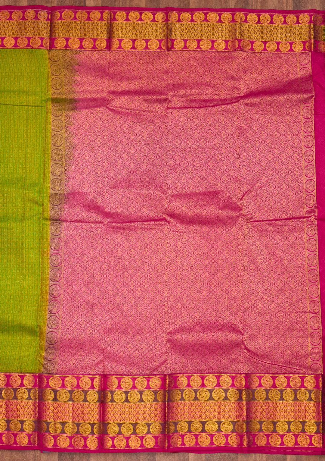 Parrot Green Zariwork Pure Silk Saree - Koskii