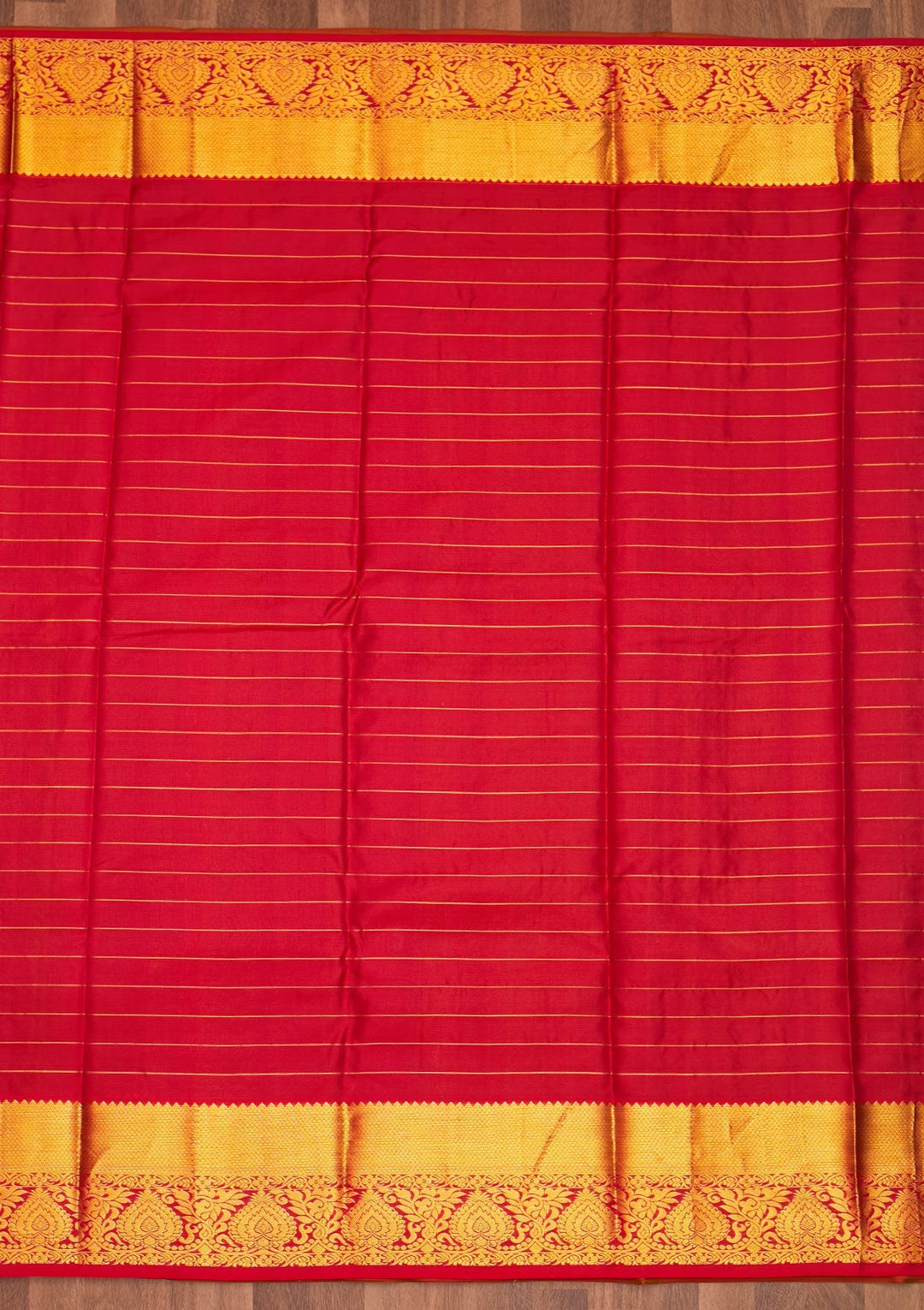 Parrot Green Zariwork Pure Silk Saree - Koskii