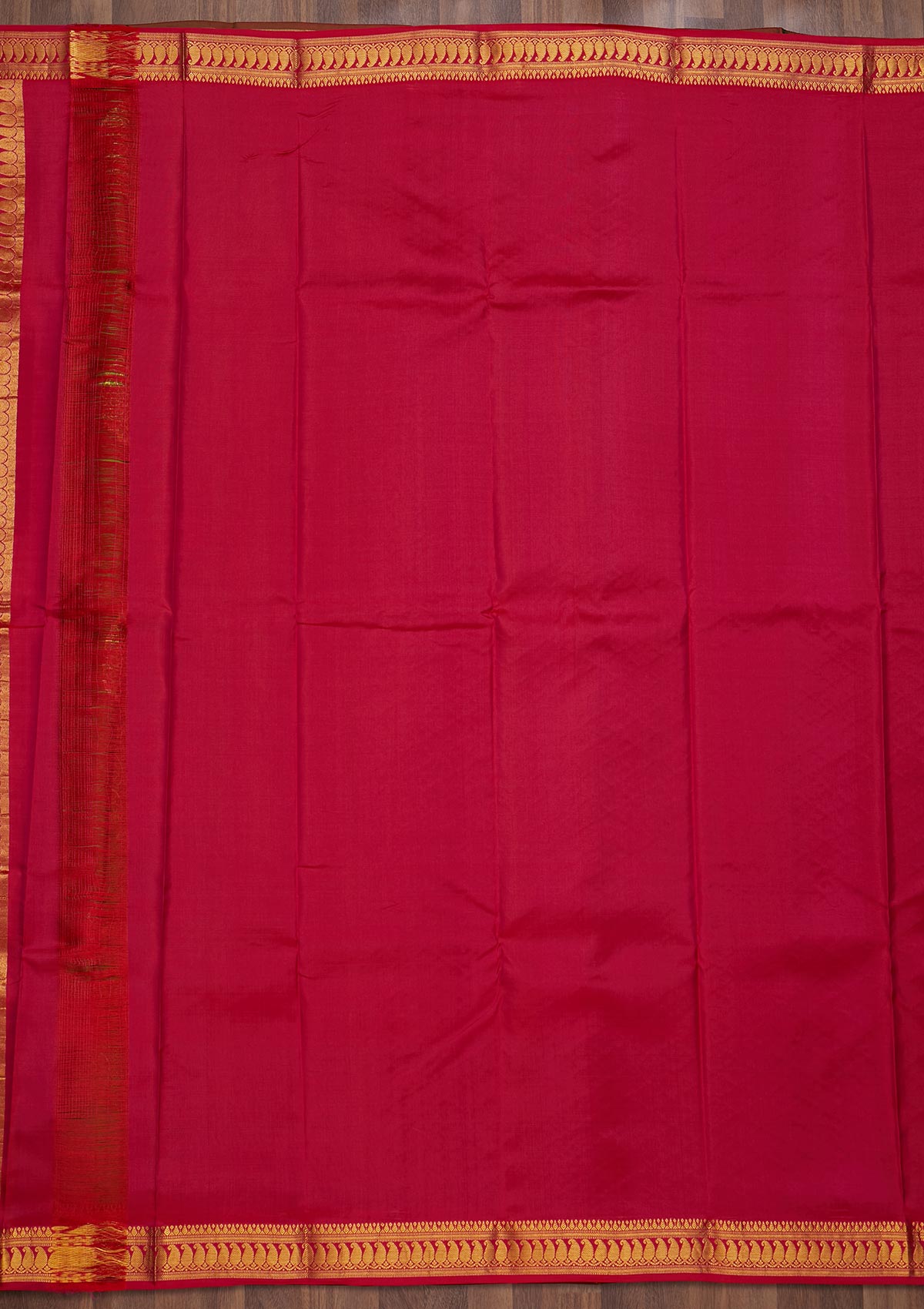 Parrot Green Zariwork Pure Silk Saree-Koskii