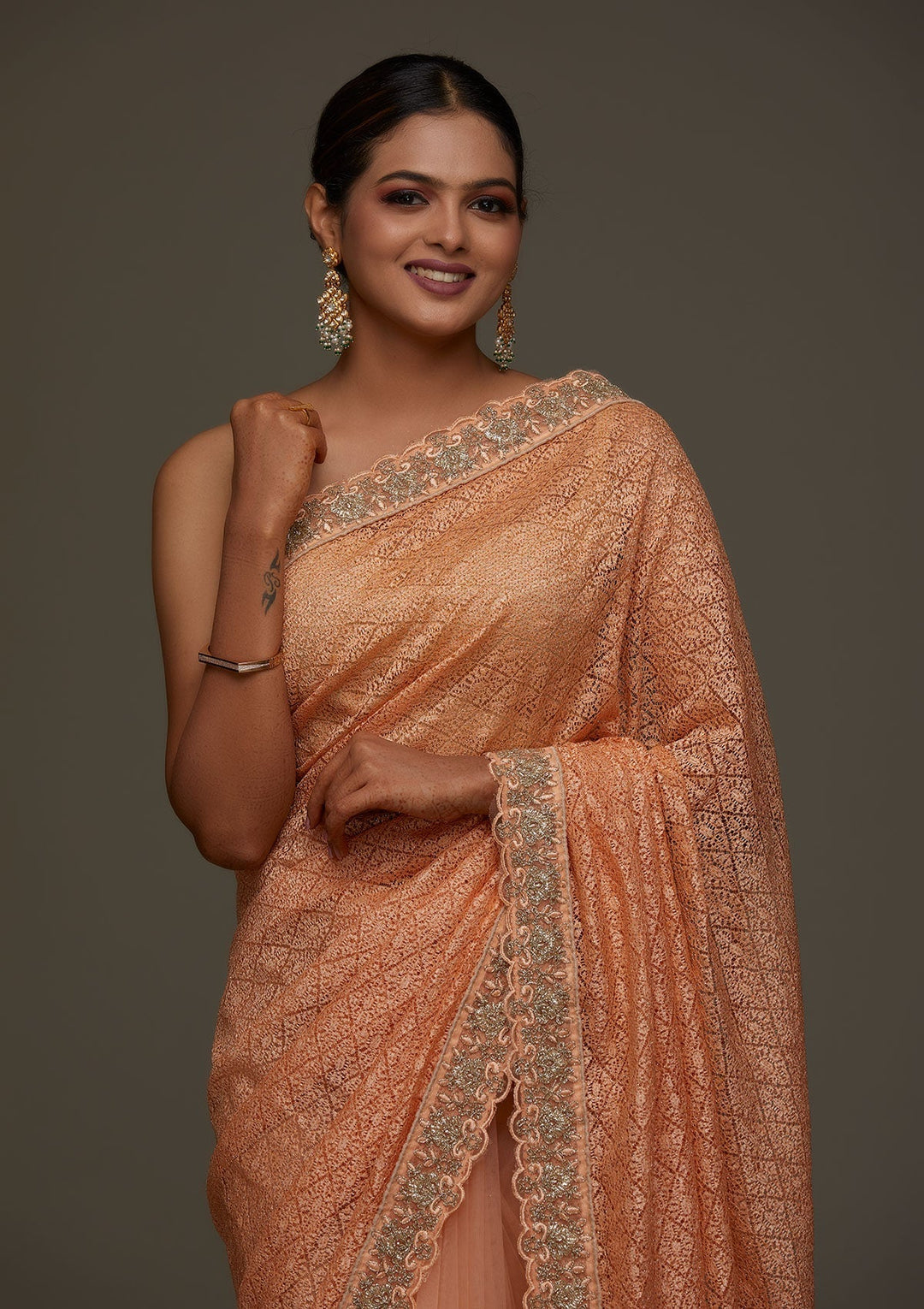 Peach Threadwork Net Designer Saree - Koskii