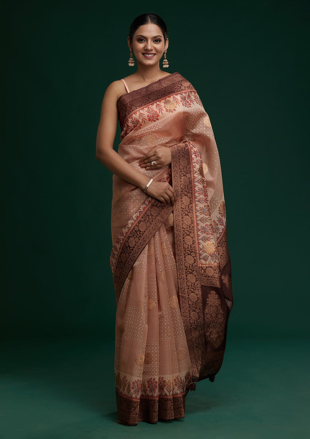 Peach Zariwork Taffeta Silk Saree- Koskii