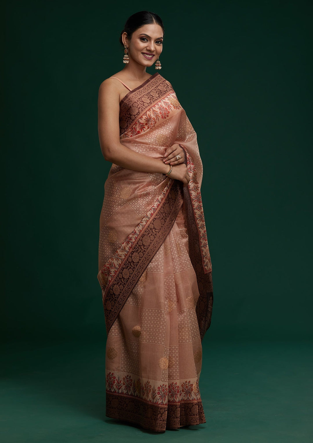 Peach Zariwork Taffeta Silk Saree - Koskii