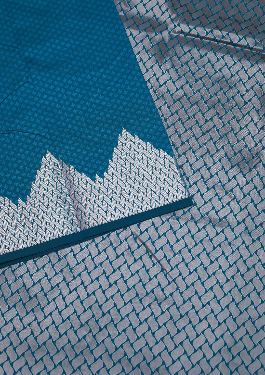 Peacock Blue Zariwork Banarasi Saree - Koskii