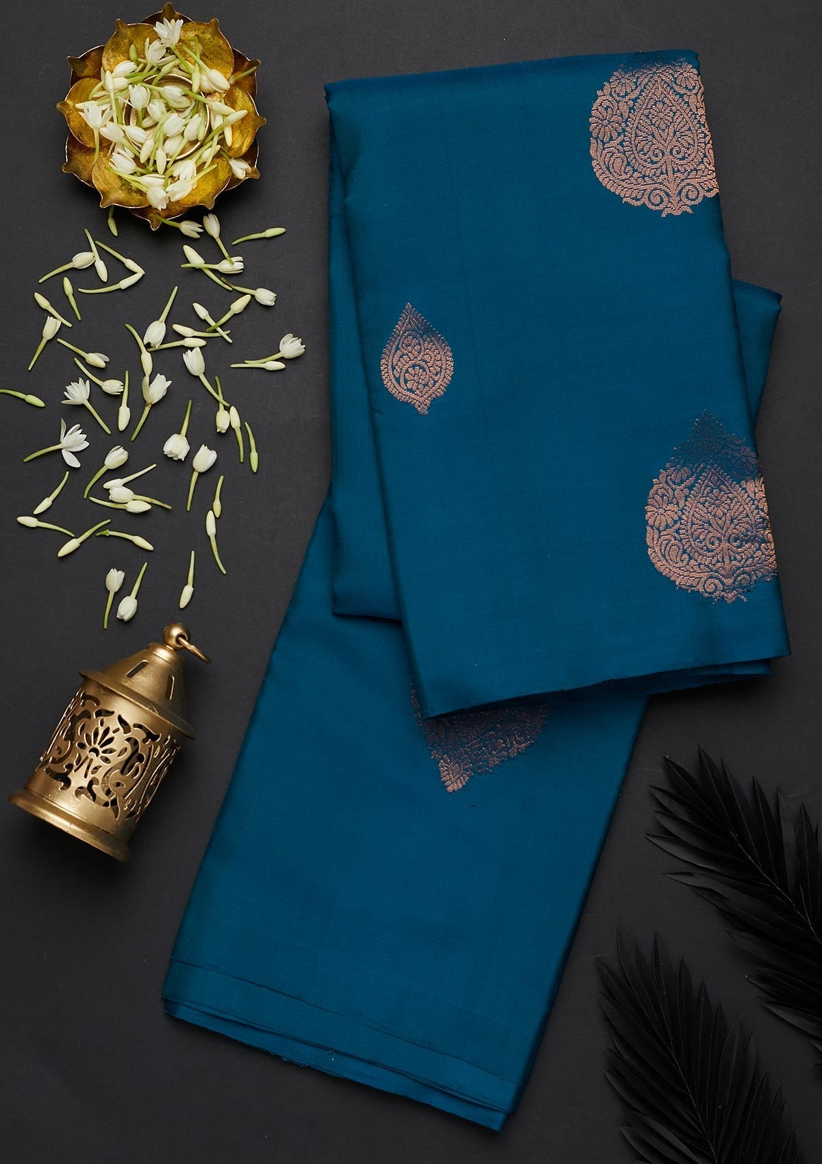 Peacock Green Zariwork Pure Silk Designer Saree - Koskii