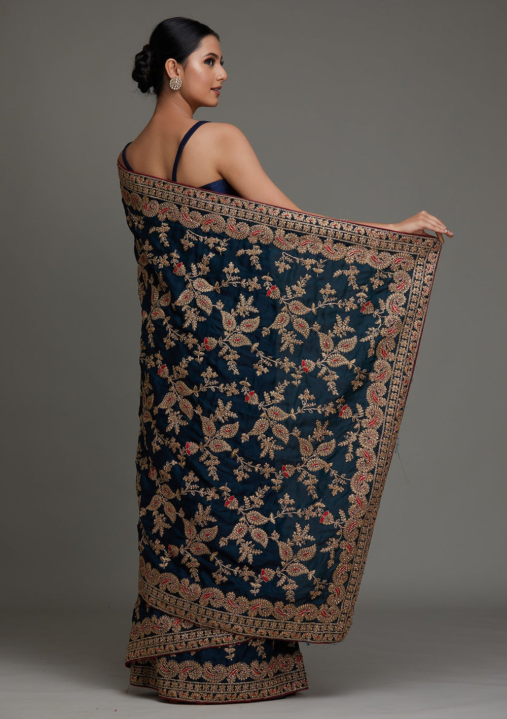 Peacock Green Zariwork Semi Crepe Saree - Koskii