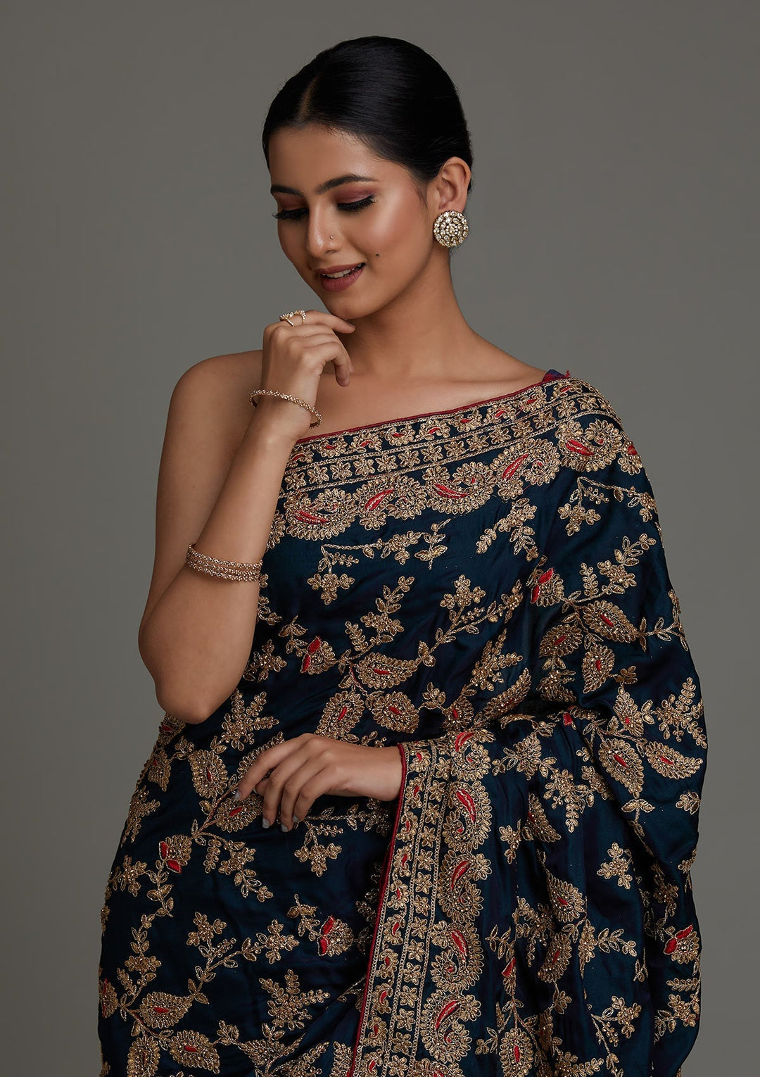 Peacock Green Zariwork Semi Crepe Saree - Koskii
