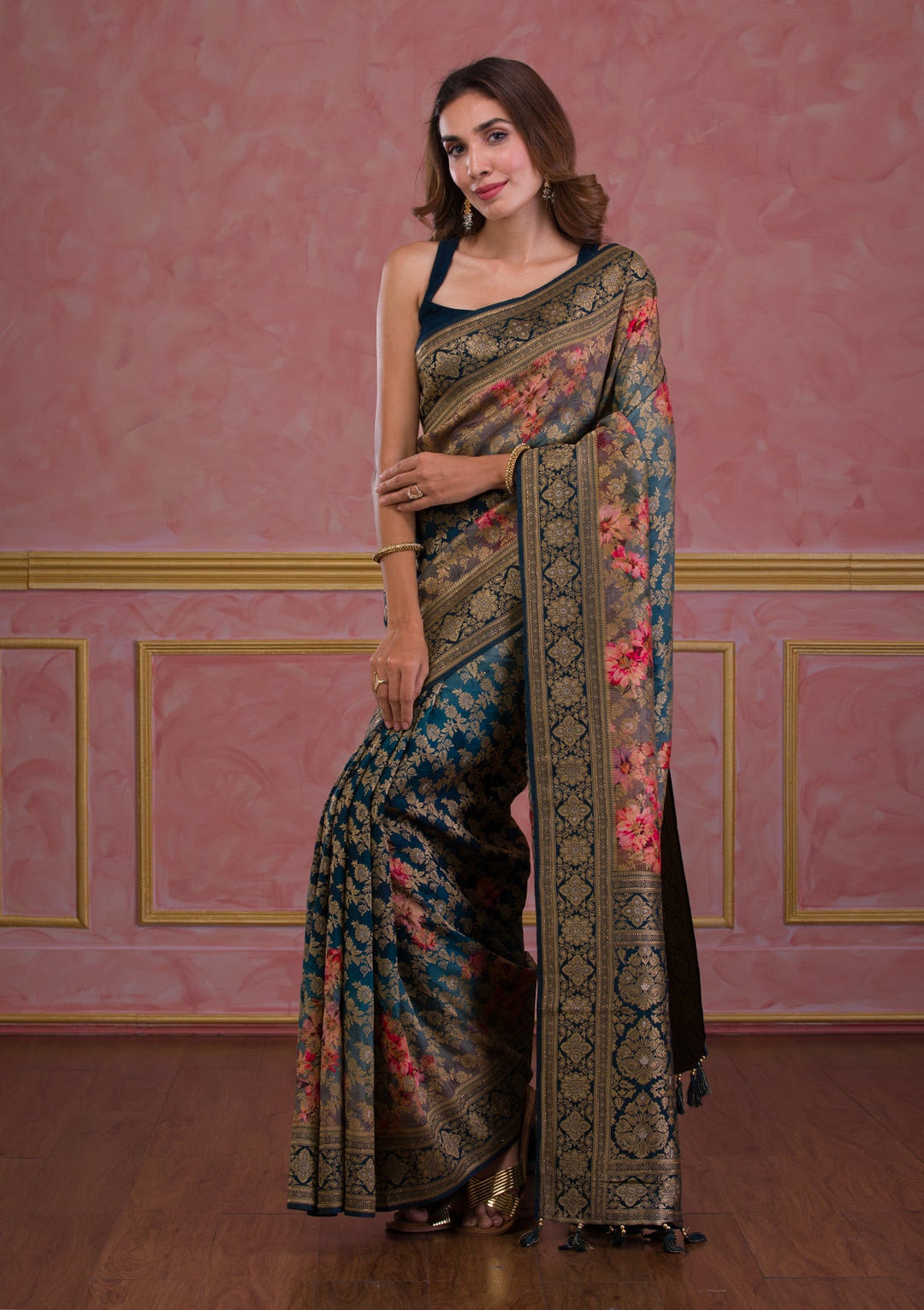 Baby Pink Sequins Chiffon Designer Saree-Koskii
