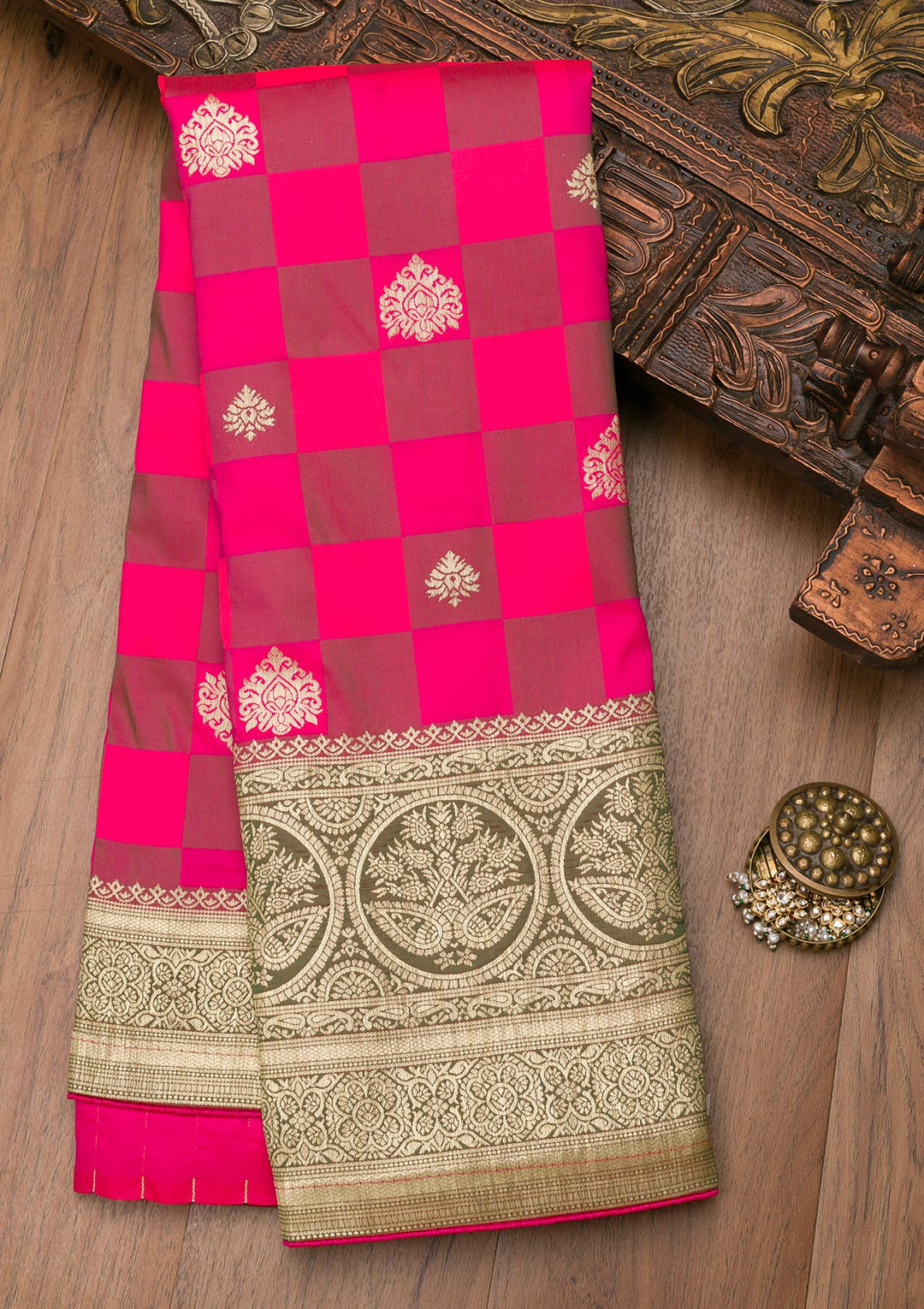 Pista Green Zariwork Art Silk Saree-Koskii