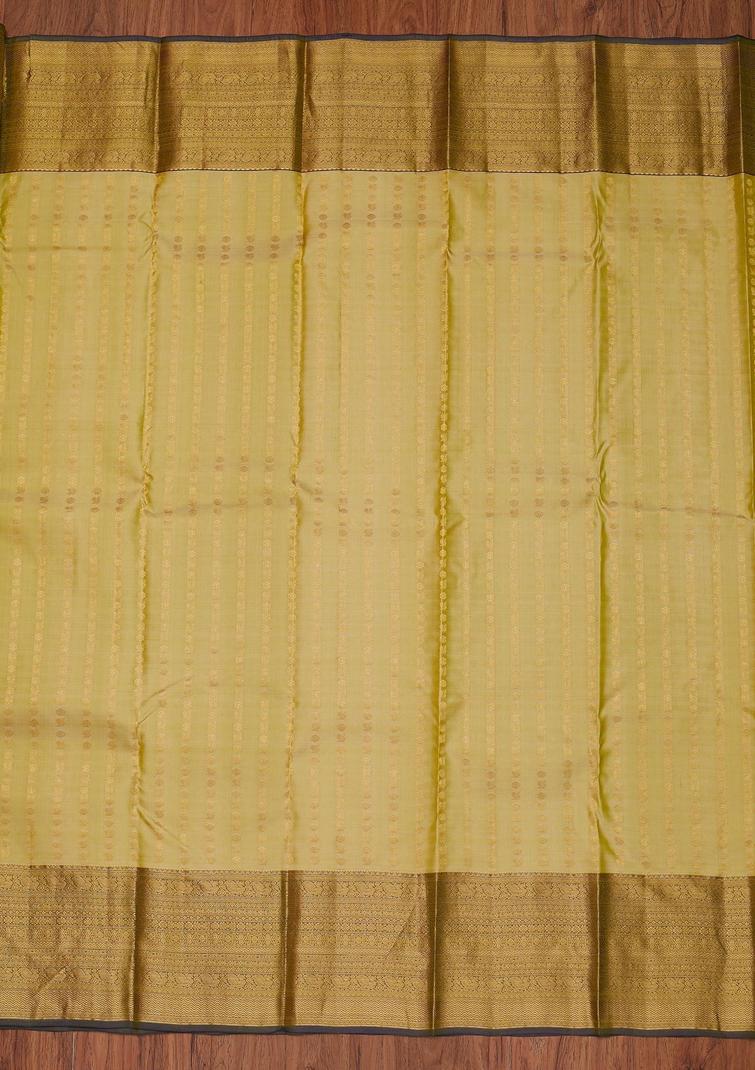 Pista Green Zariwork Pure Silk Designer Unstitched Saree - Koskii