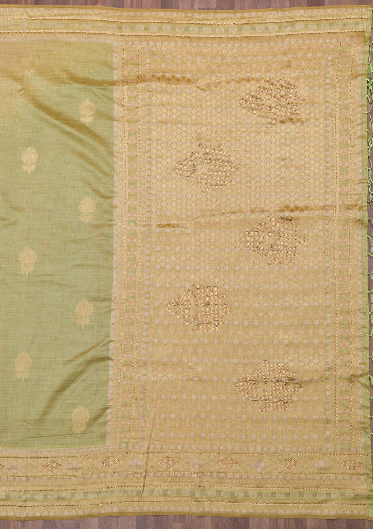 Pista Green Zariwork Raw Silk Saree-Koskii