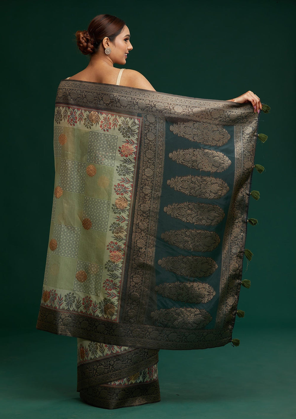 Pista Green Zariwork Taffeta Silk Saree - Koskii