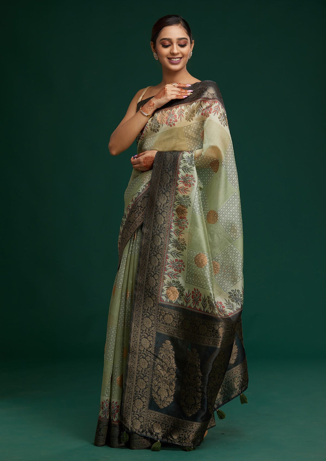 Pista Green Zariwork Taffeta Silk Saree - Koskii
