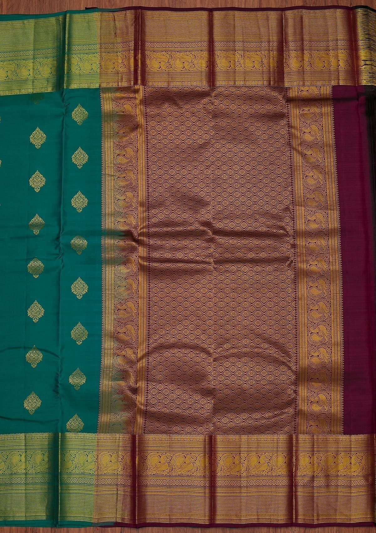Rama Green Zariwork Pure Silk Designer Unstitched Saree - Koskii
